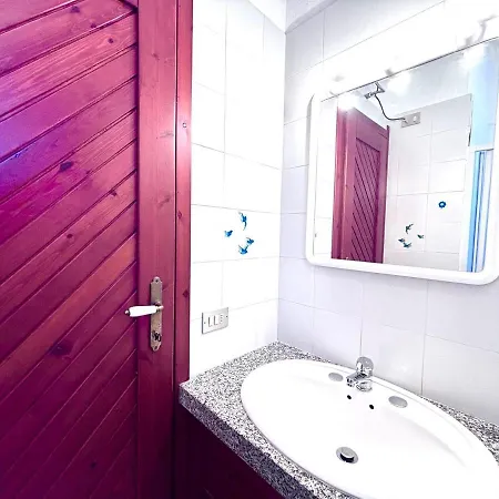 Cozy Flow, Quartu Sant'elena, Cagliari, Sardegna Apartment *